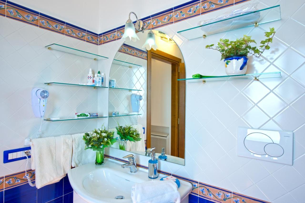 Villa Rosinella Amalfi Eksteriør billede